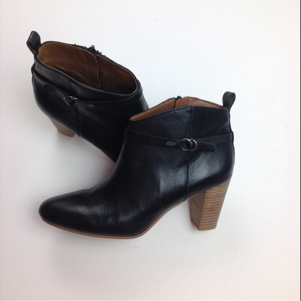 Lucky Brand Black Mabina Booties